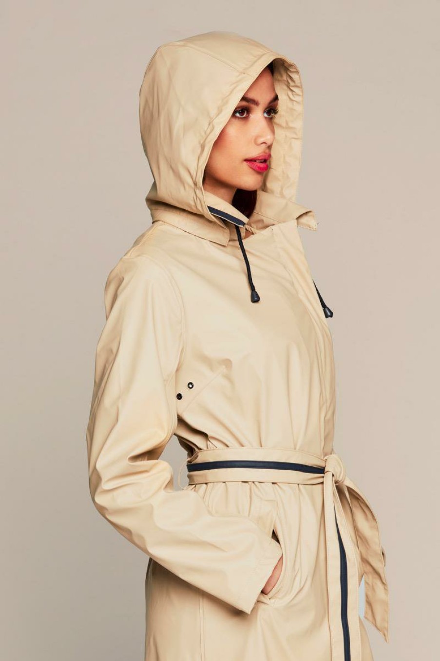 Jassen Mart Visser | Nyomi Raincoat Zand